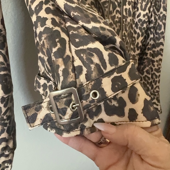 Colleen Lopez Leopard Print Vegan Leather Jacket - Picture 4 of 9